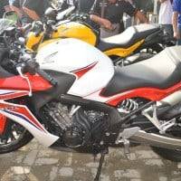 Tampak Samping Honda CBR650F