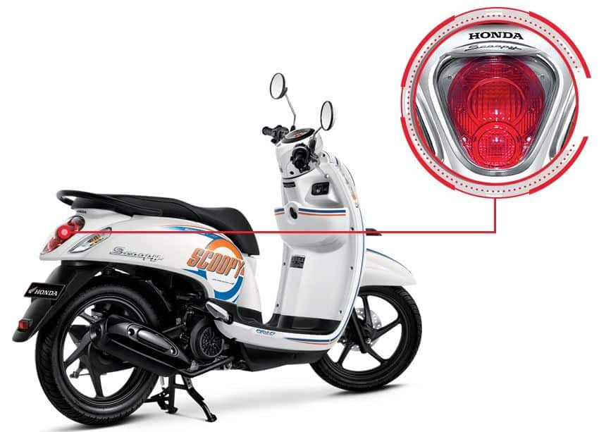 Garnish Taillight Honda Scoopy eSP