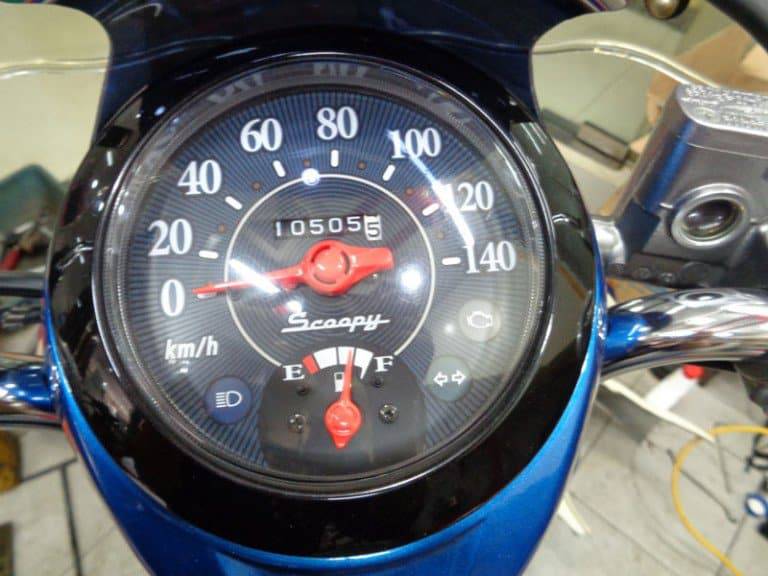 Speedometer Motor Anda Mati ? Penyebab & Cara Perbaikinya