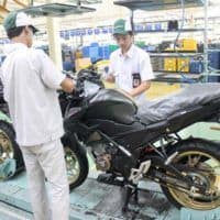 Perakitan Warna Baru New Honda CB150R StreetFire