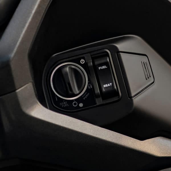 Adv150 Smart Key Module AHM Luncurkan Honda ADV150 Skutik Penjelajah Jalanan