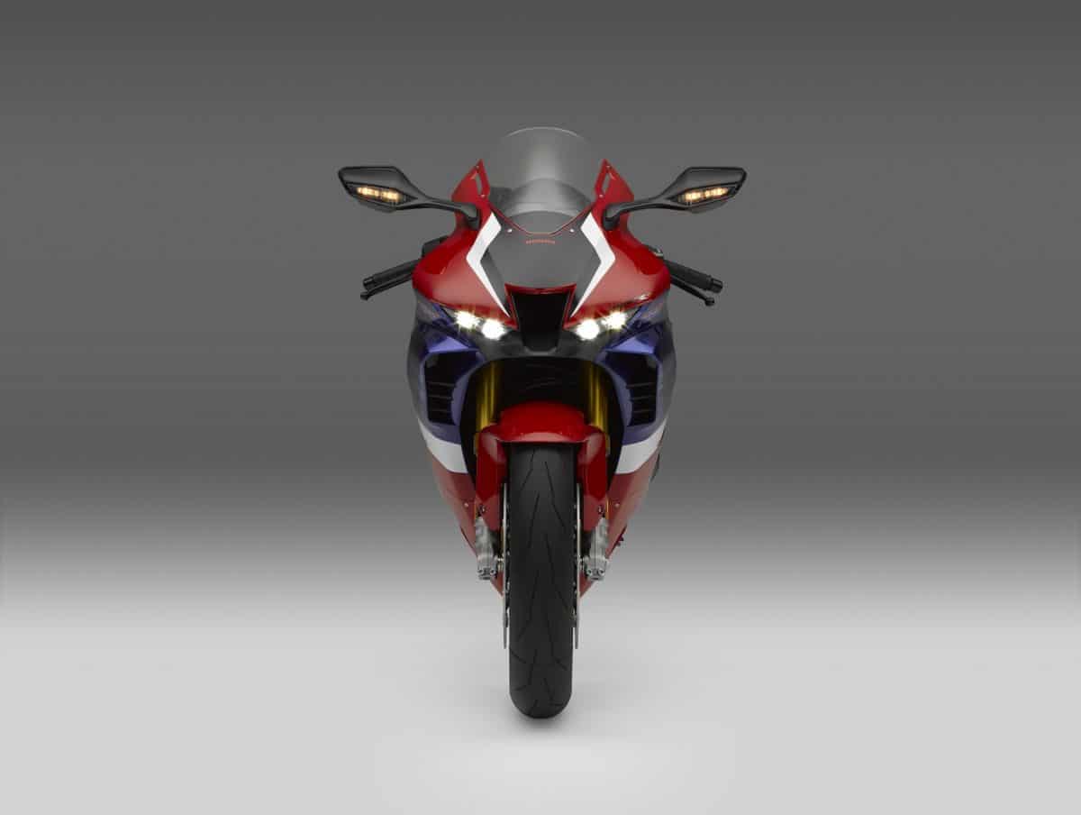 Honda CBR1000RR-R Fireblade 2