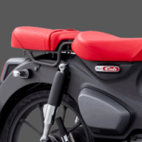 Motor Legendaris Honda Super Cub C125 Tampil Makin Stylish dan Unik