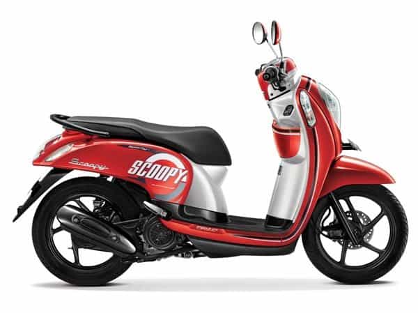 honda-scoopy-esp-estate-red