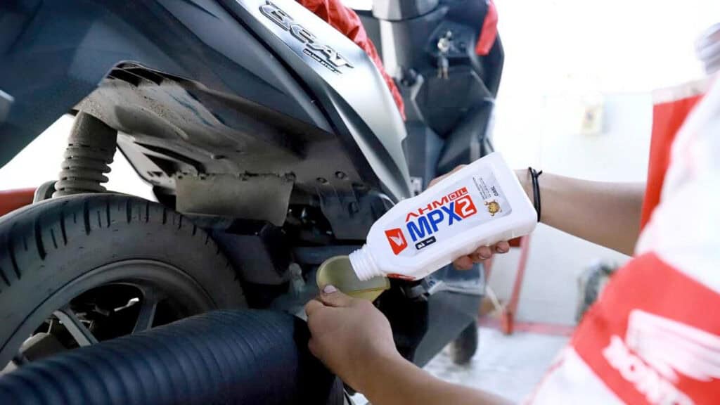 Efek Menggunakan Oli Tidak Sesuai Kapasitas Mesin
