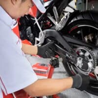 Tips Merawat Rantai Roda Sepeda Motor Agar Awet dan Tahan Lama