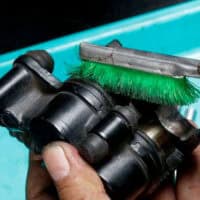 Cara Mengganti Kampas Rem Cakram Tanpa Harus Lepas Ban