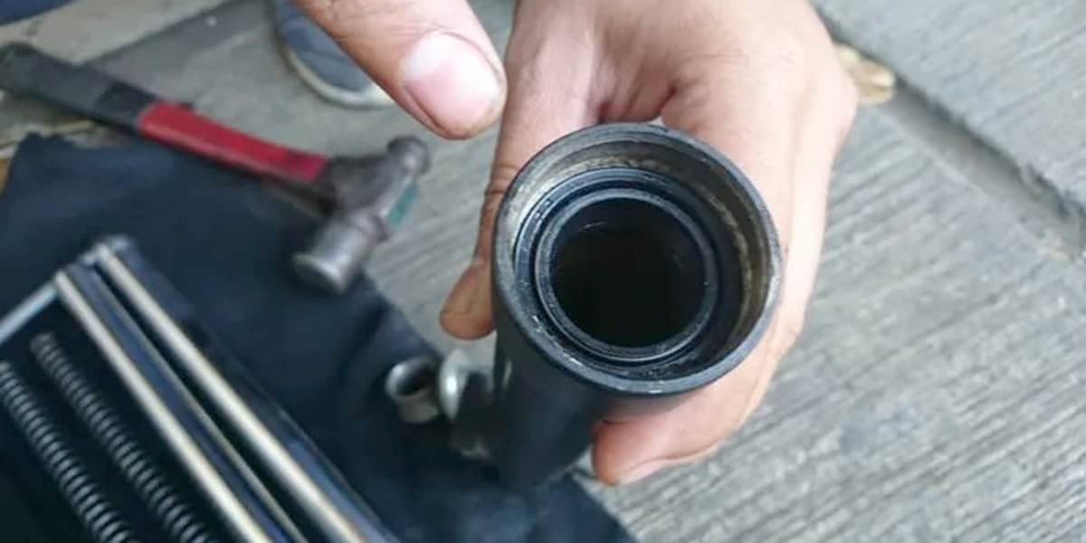 Cara Mengganti Seal Shock Depan Sepeda Motor
