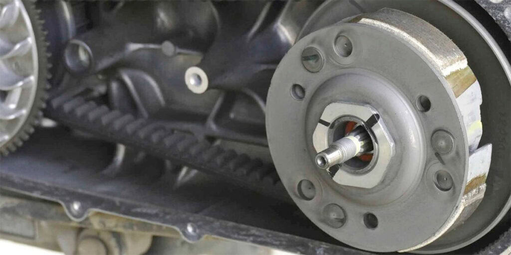 Ciri-ciri Kampas Kopling Ganda Motor Sudah Aus atau Waktunya Diganti