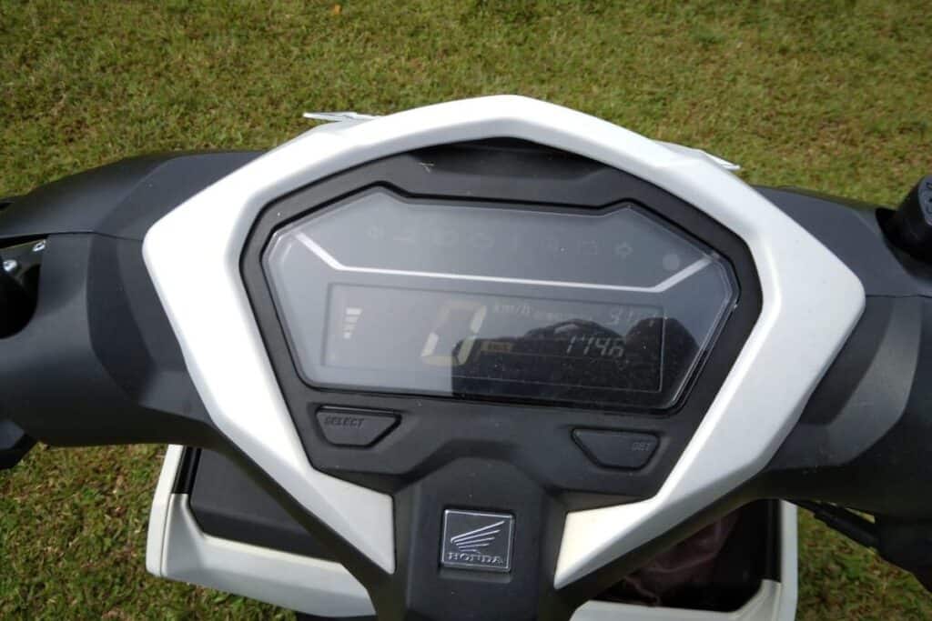 Speedometer Motor Honda Mati? Ini Penyebab dan Solusinya!