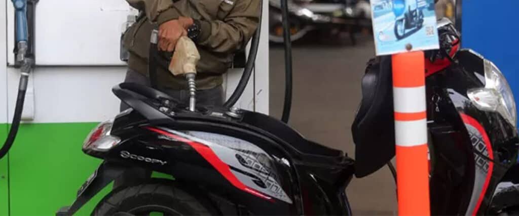 Dampak Negatif Menggunakan Sepeda Motor Hingga Bahan Bakar Habis