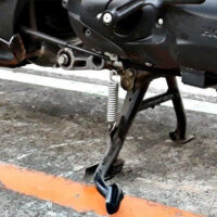 Penyebab dan Cara Mengatasi Standar Motor yang Macet