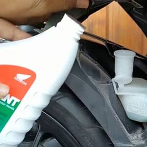 Penyebab Mesin Honda Vario Cepat Panas & Solusi Mengatasinya