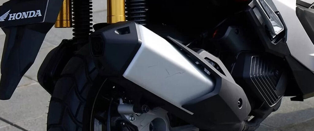 Knalpot Motor Honda Bunyi Seperti Tembakan? Ini Penyebabnya
