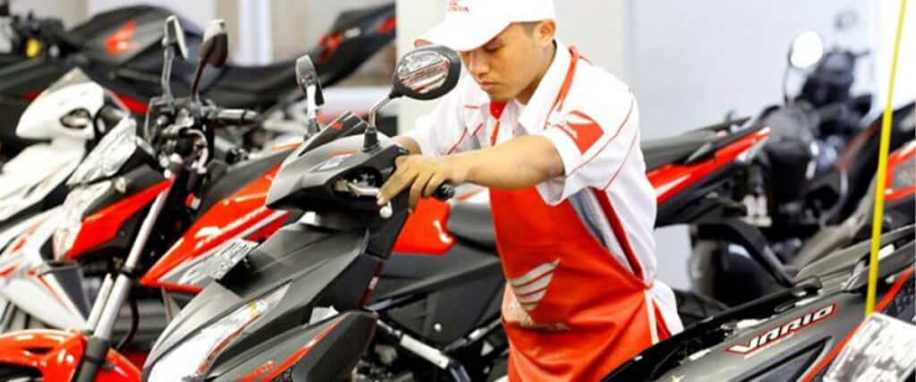 Kenapa Setelah Service Motor di Gas Terus Menerus oleh Mekanik?