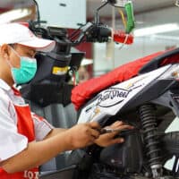 Tips Perawatan Mesin Motor Honda Agar Tetap Awet & Tahan Lama