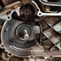 Waspada Kebocoran! Ini Tanda Seal Kruk AS Motor Bocor