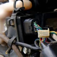 Modul CDI/ECU Motor Rusak? Ini Tanda dan Penyebabnya Modul CDI/ECU Motor Rusak? Ini Tanda dan Penyebabnya