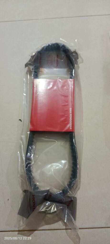 Image #2 from Mad Lazim