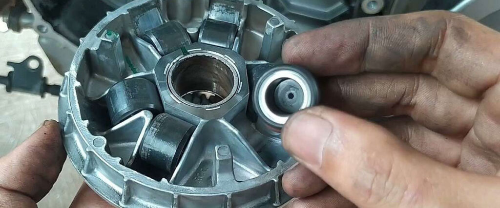 Kapan Waktunya Untuk Ganti Rumah Roller Motor Honda?