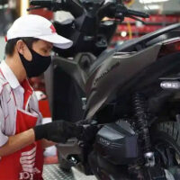 Pengecekan pada Service KPB3 di Bengkel Resmi Ahass Pengecekan pada Service KPB3 di Bengkel Resmi Ahass