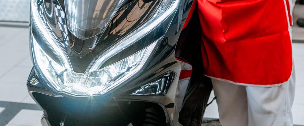 Tips Merawat Lampu Depan Motor Honda Agar Tetap Terang