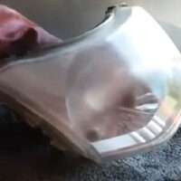 Solusi Mengatasi Mika Lampu Motor Honda yang Menguning Solusi Mengatasi Mika Lampu Motor Honda yang Menguning