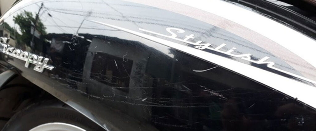 Cara Menghilangkan Goresan Ringan pada Cover Body Motor