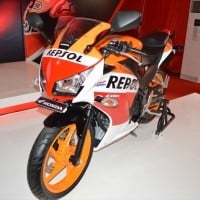 Honda CBR 150R Repsol