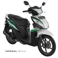 Honda Spacy Helm-in PGM-FI Imperial White